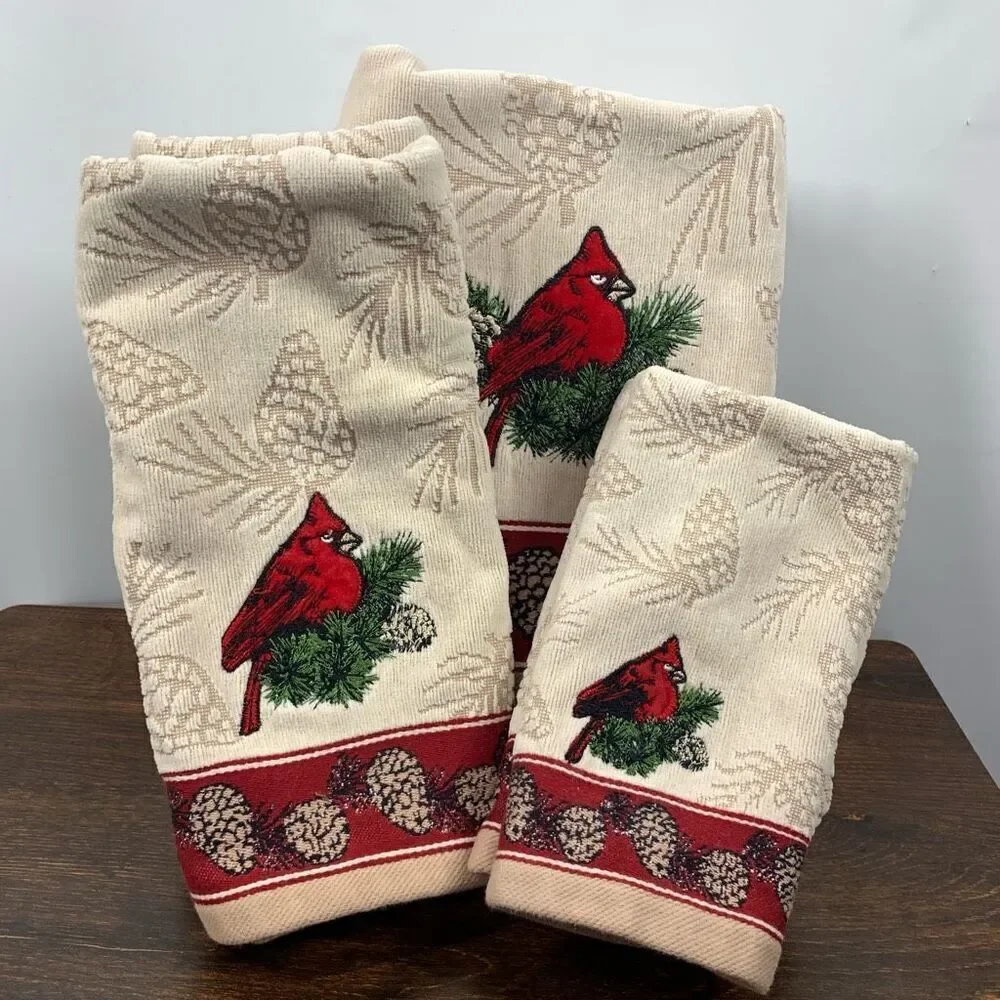 Saint Nicholas Square 6 piece winter towel set NWOT